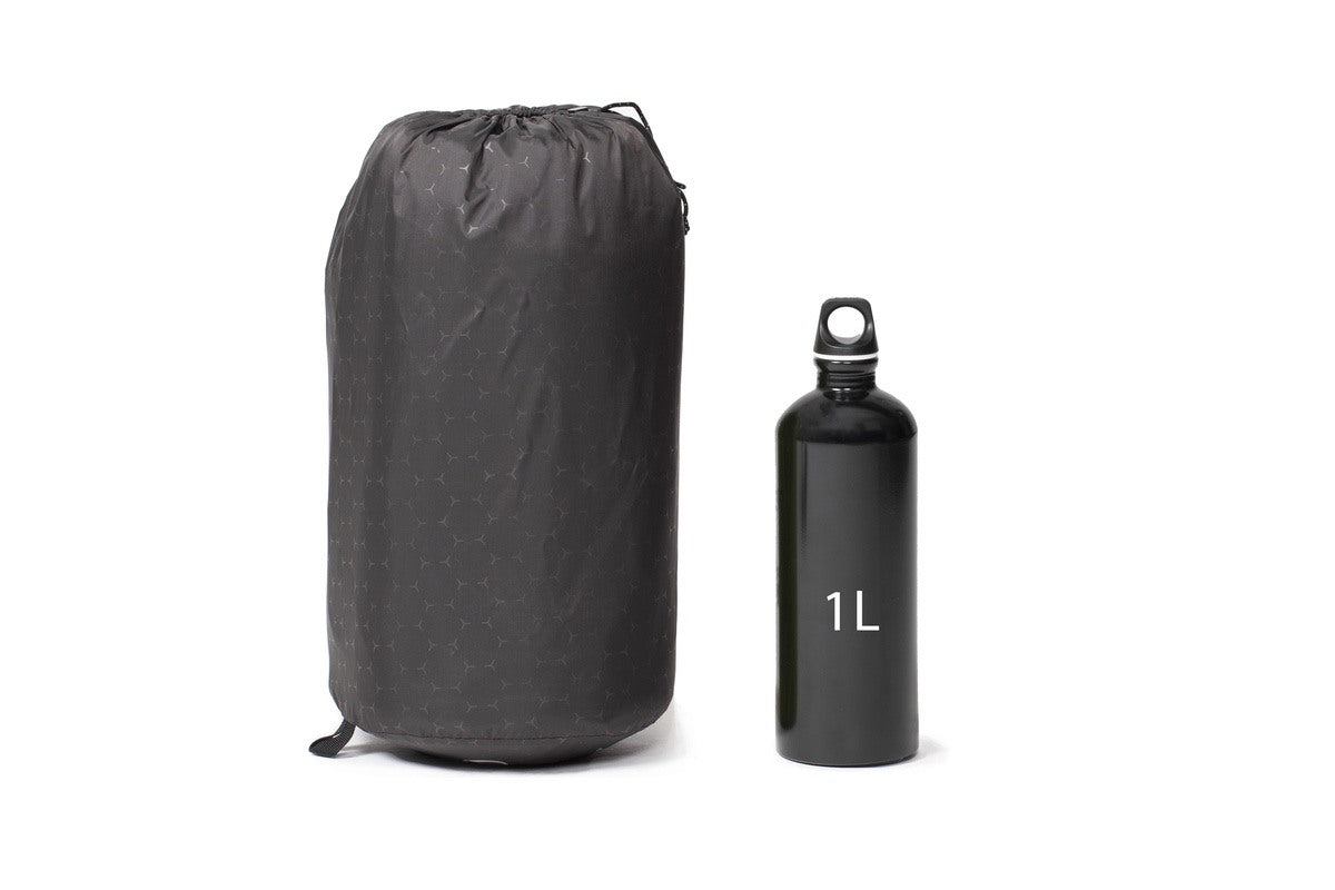 287_SIM_3-8_LW_black_packsize_4569x3046