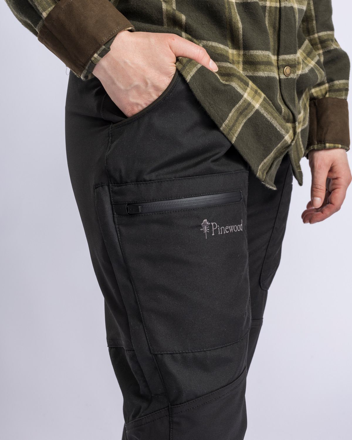 3185-400-20_Pinewood-7072