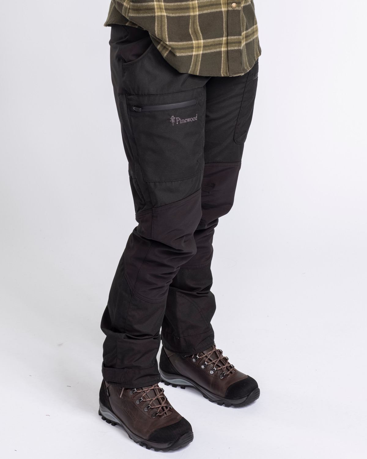 3185-400-60_Pinewood-7074