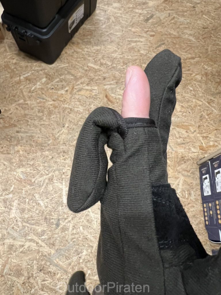 9CFA346B-4D17-4672-8663-EA180643250F_1_105_c