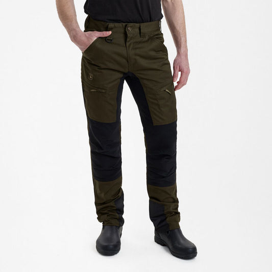 Pinewood_Rogaland_Stretchhose_mit_kontrast_low_D_M_F_3771-353_1